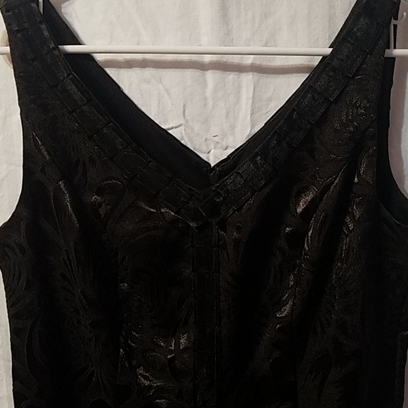 Luxe by Carmen Marc Valvo V-Neck Black Dress - Picture 1 of 8